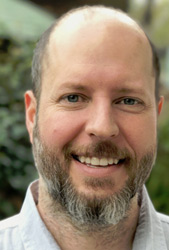 James Miklaszewski